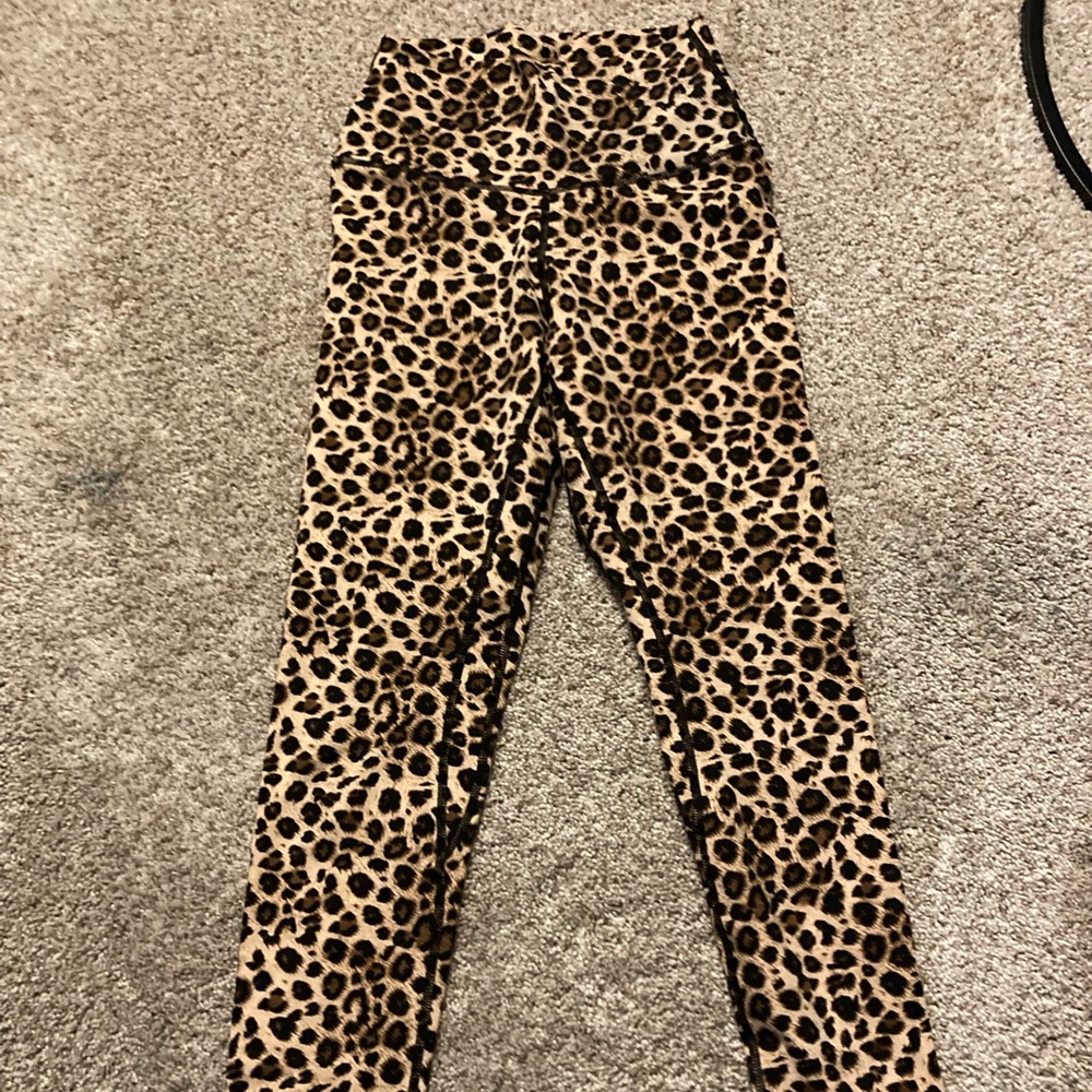 Leopard leggings